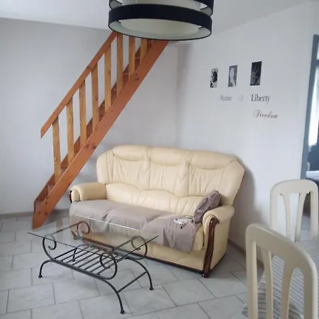 Holiday home Le Chant Des Oiseaux Arrivee Autonome