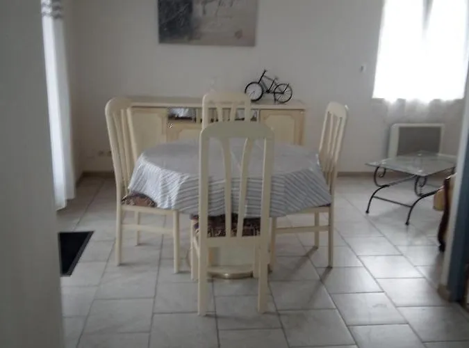 Le Chant Des Oiseaux Arrivee Autonome Ferienhaus