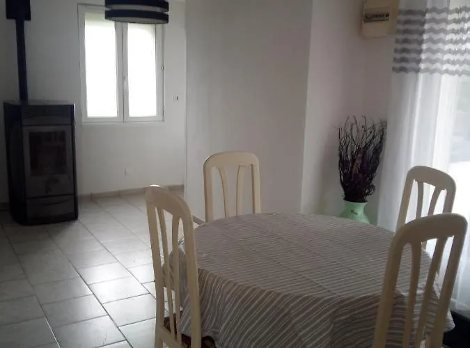 Le Chant Des Oiseaux Arrivee Autonome Ferienhaus